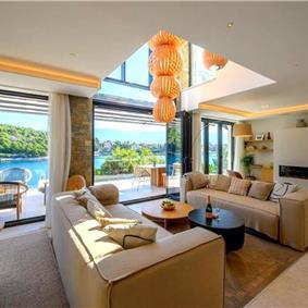 Spectacular 4 Bedroom Luxury Villa with Infinity Pool on Brac Island, sleeps 8